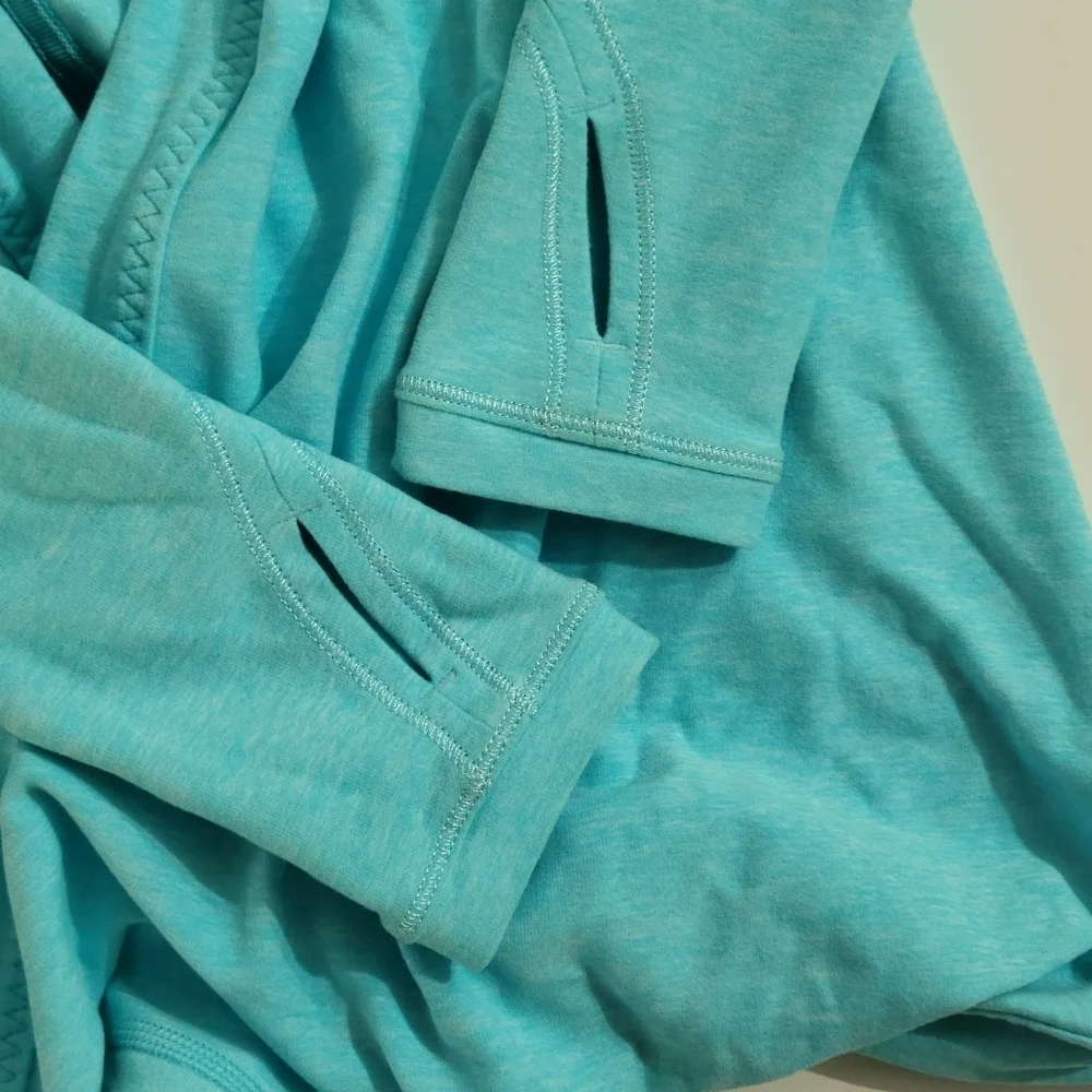 Ivivva by Lululemon Four Count Shrug Sky Blue Size 6